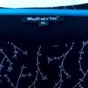 BRIGGS. Travel knit top